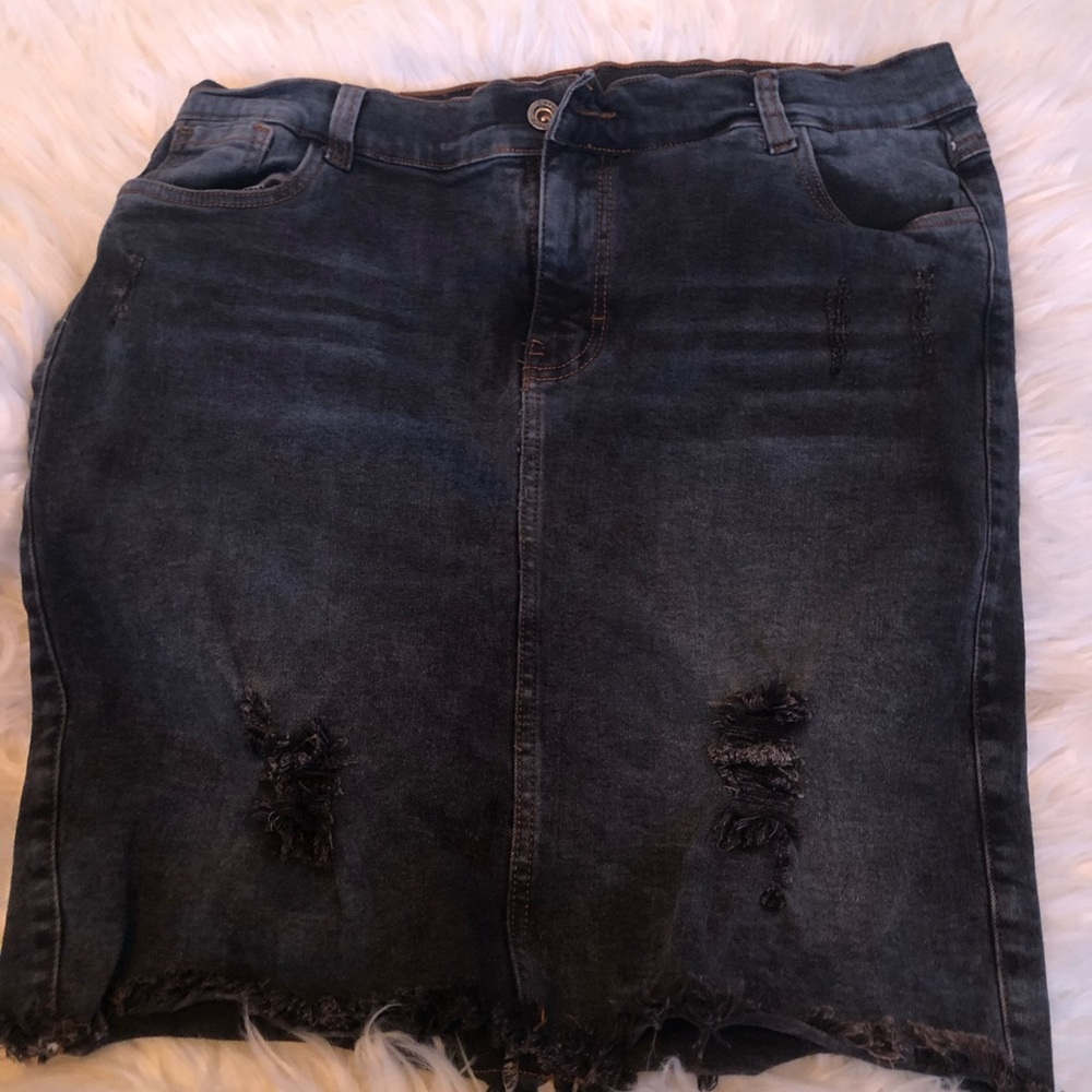 Distressed jean pencil skirt